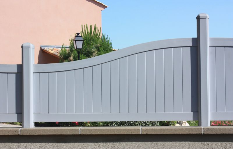 Vinyl Fence Contractors